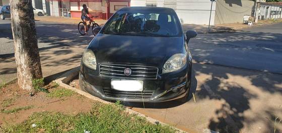 FIAT LINEA 1.8 ESSENCE 16V FLEX 4P MANUAL